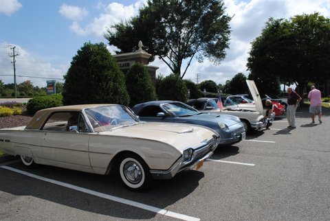 A '62 Bird & more Retros & Classics