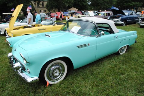 Linda & Bill's Tbird Blue '55